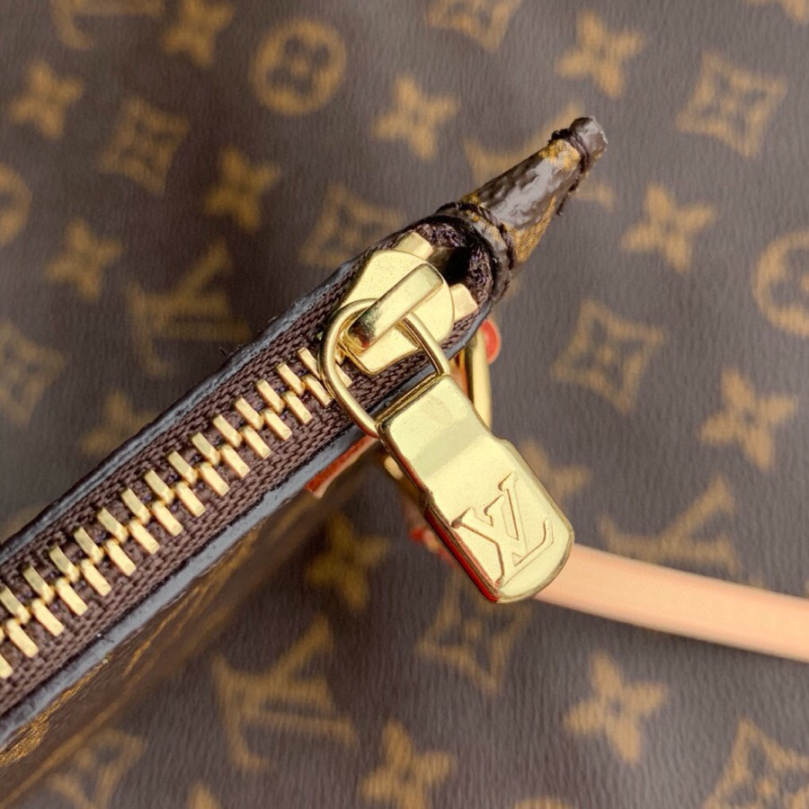 l**is V*t*n neverfull gm