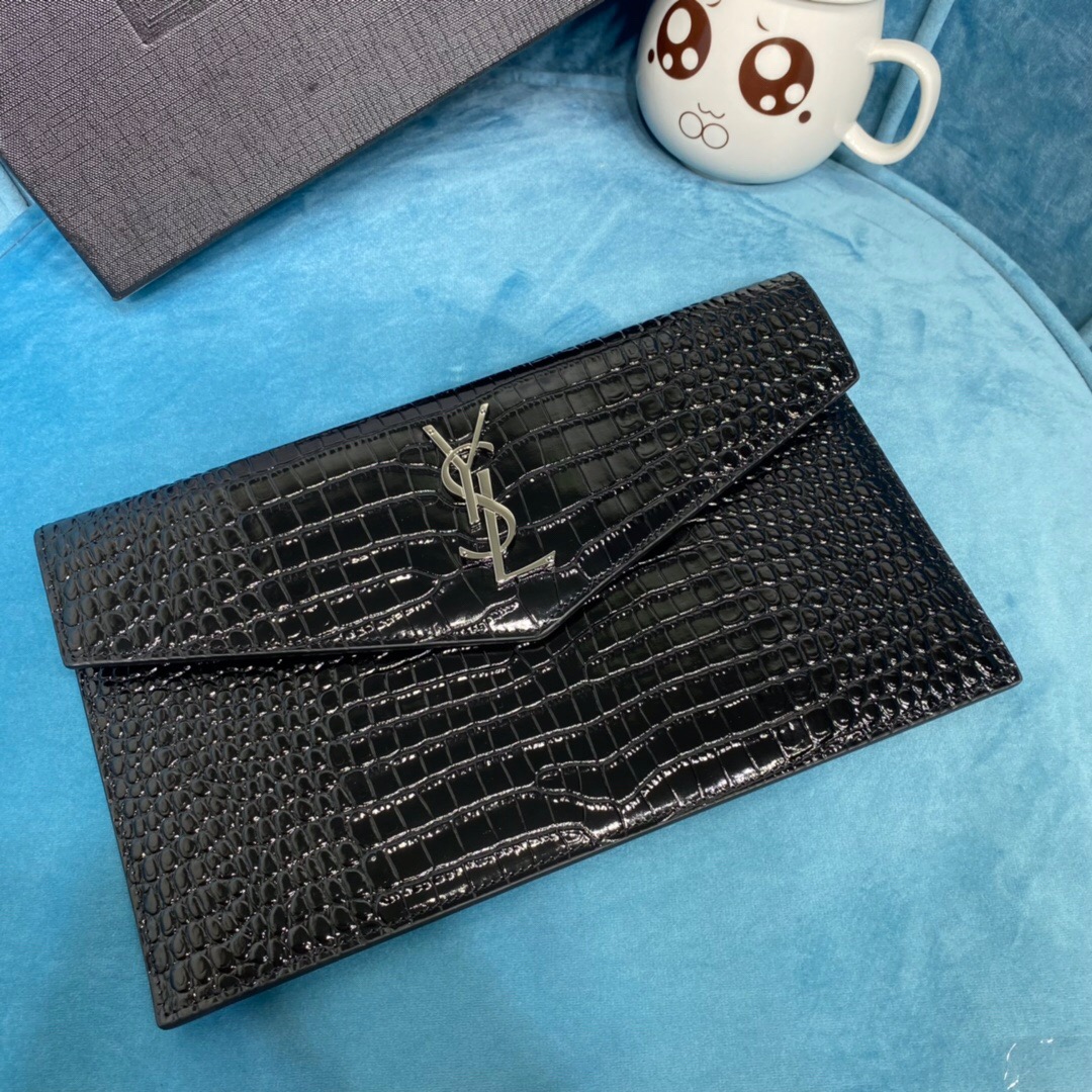 YSL Uptown