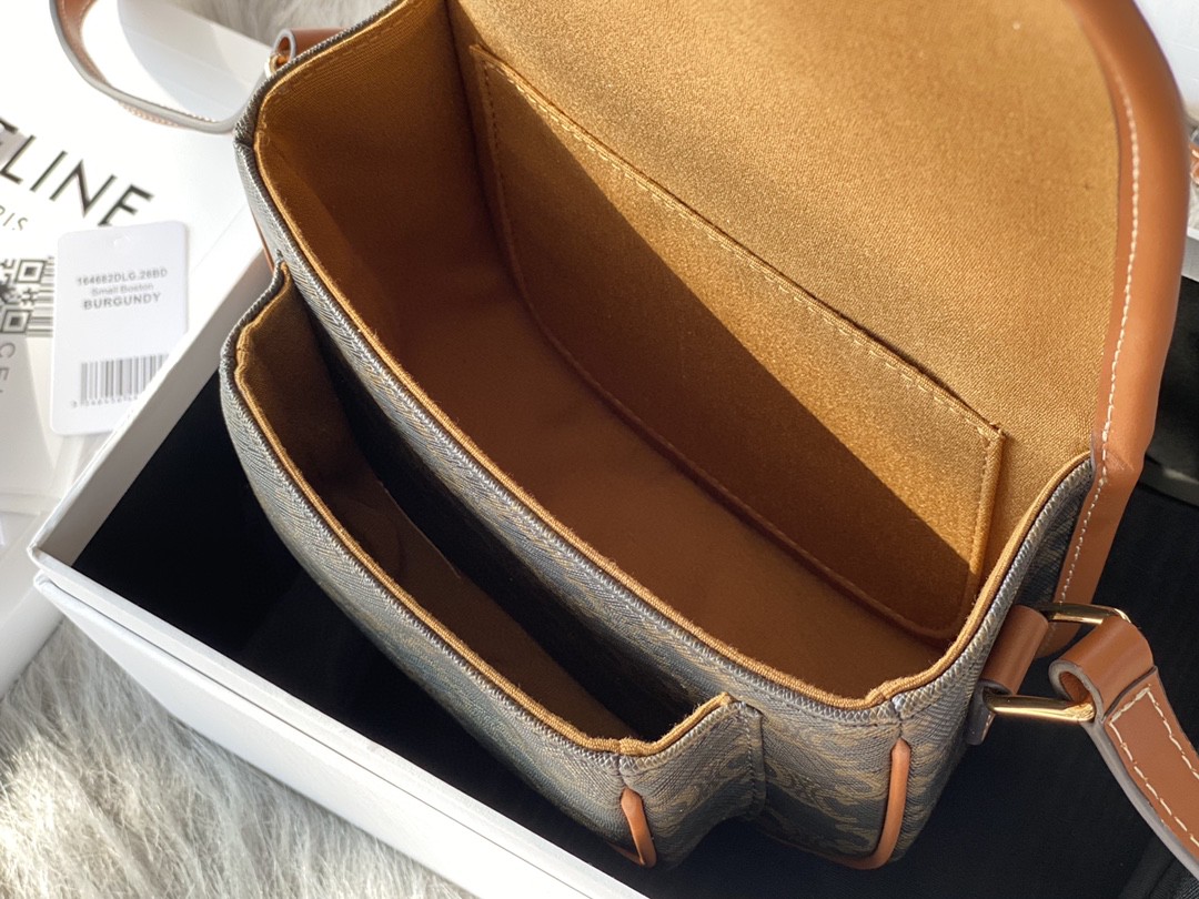 Ce**e saddle