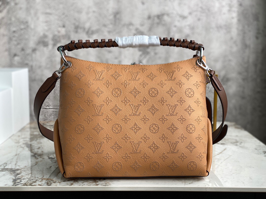 l**is V*t*n beaubourg hobo mm