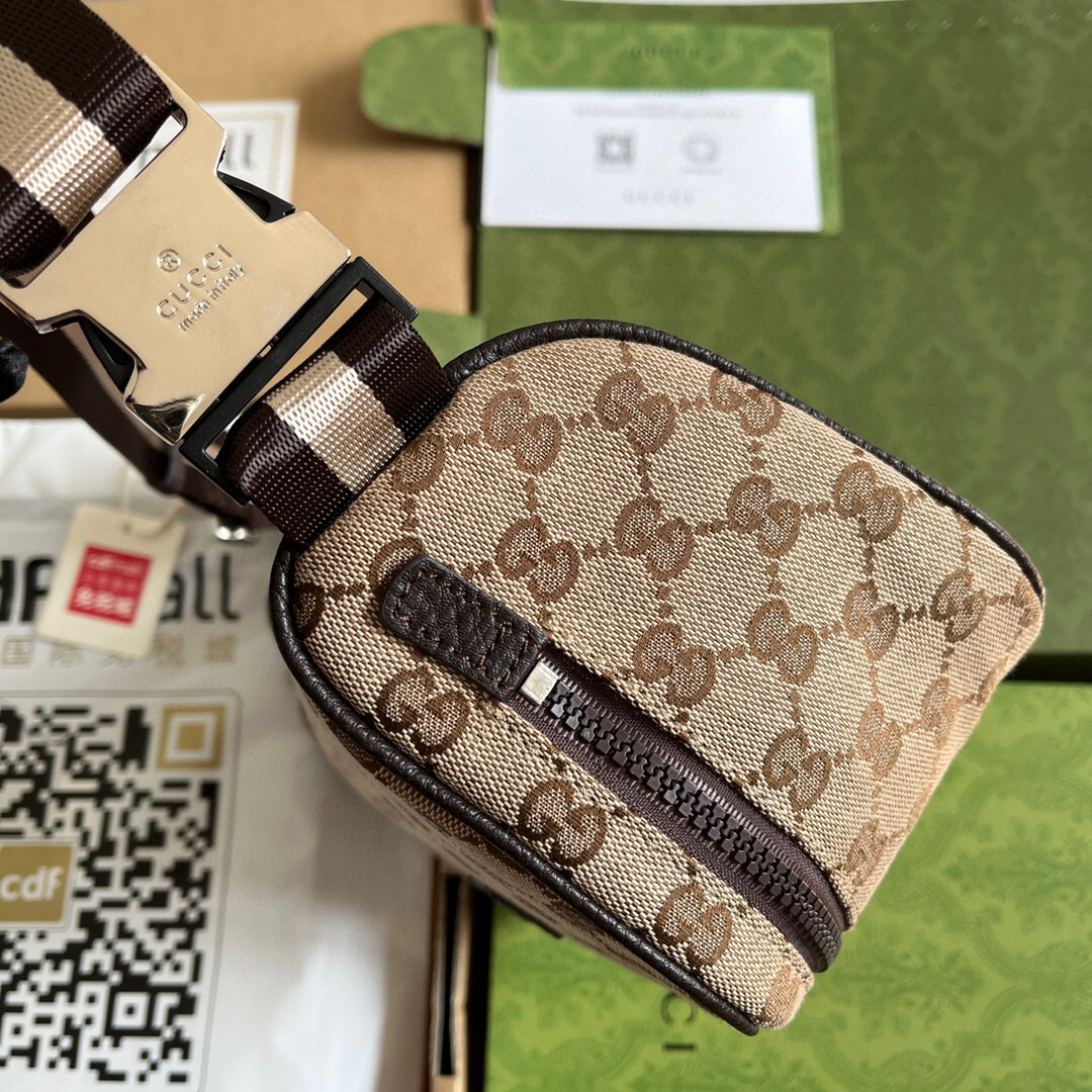 G*u*i shoulder bag