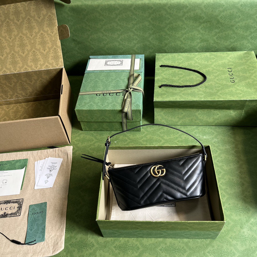 G*u*i gg marmont shoulder bag