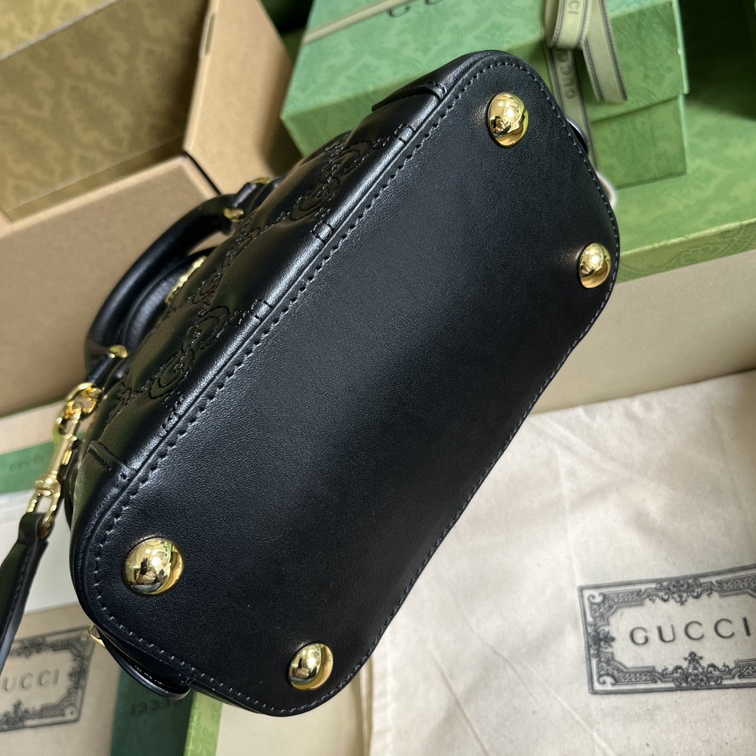 G*u*i gg matelasse handbag