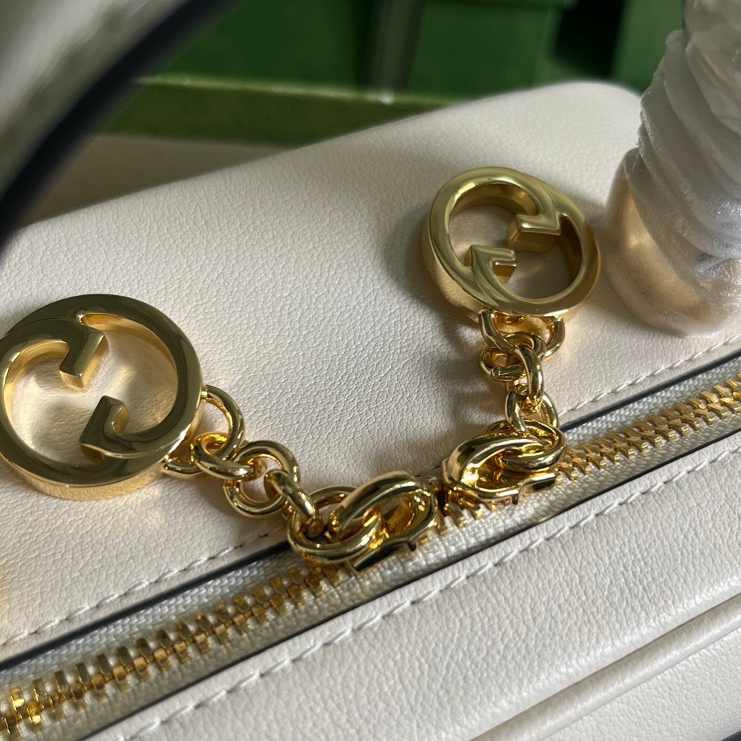 G*u*i blondie top handle bag
