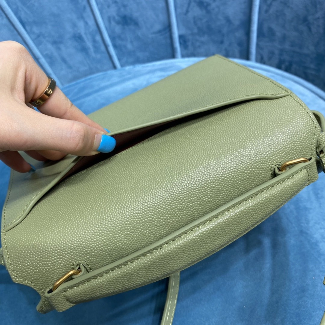 YSL Cassandra