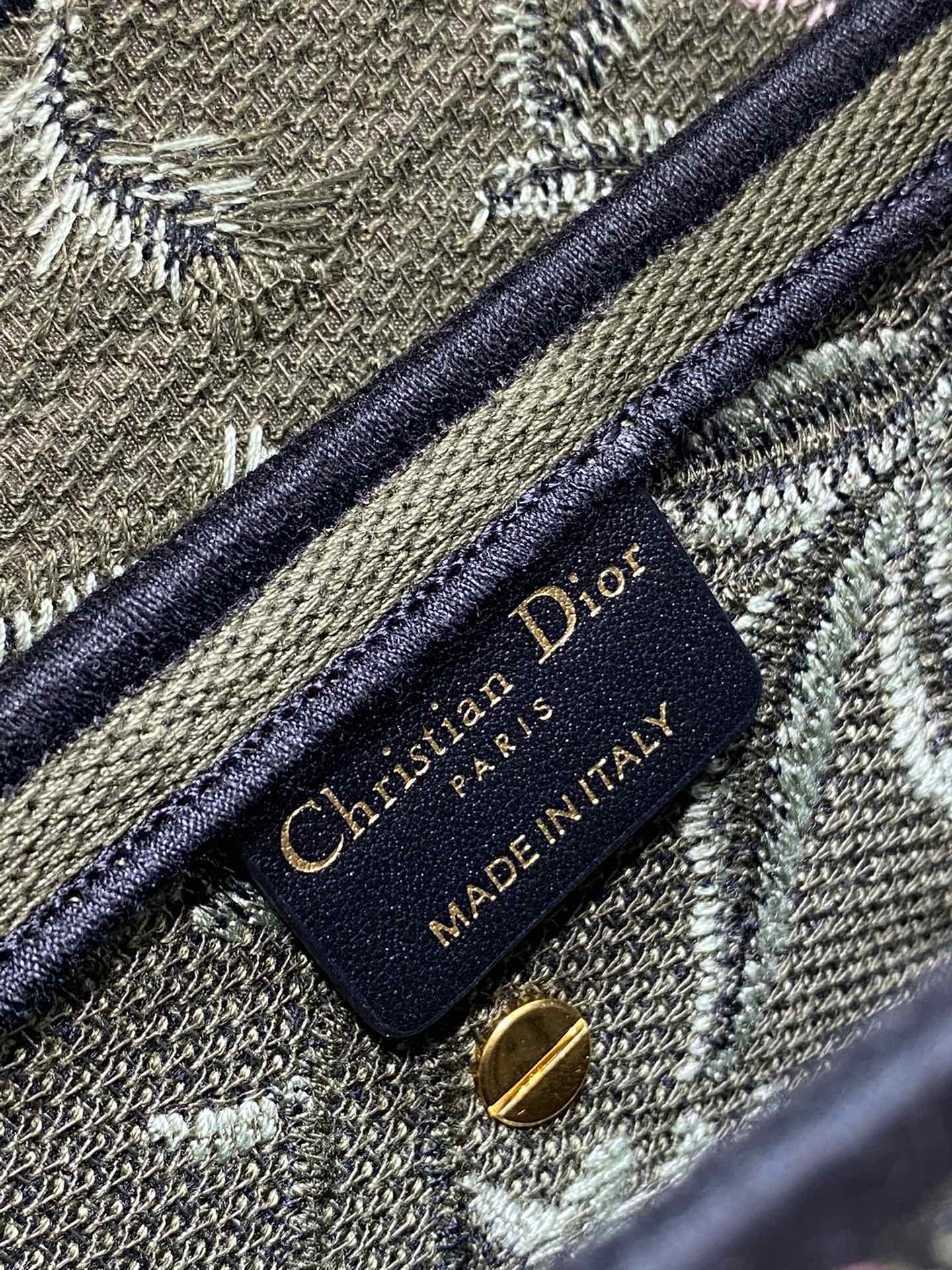 D*or saddle bag