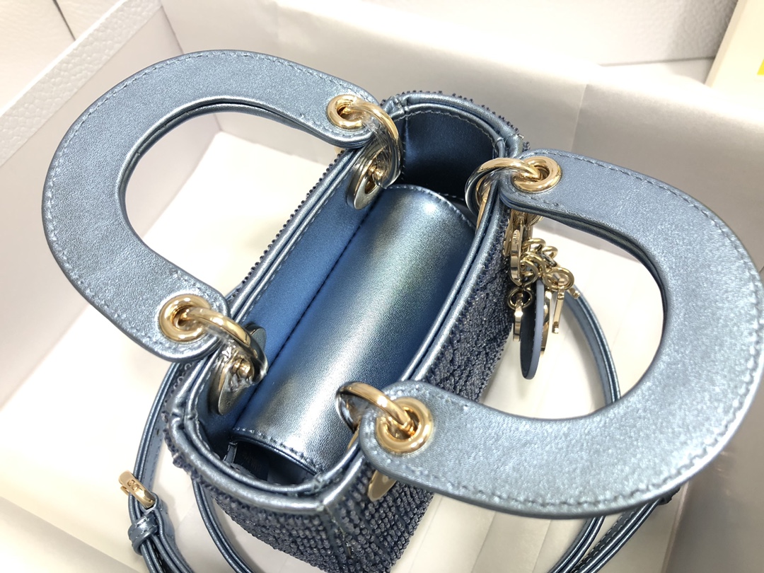 lady D*or micro bag