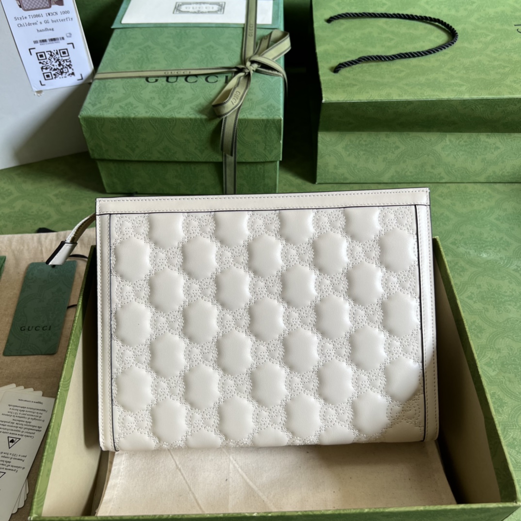 G*u*i gg matelassÉ pouch
