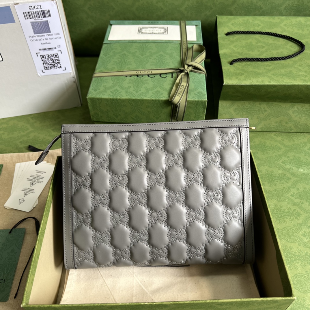 G*u*i gg matelassÉ pouch