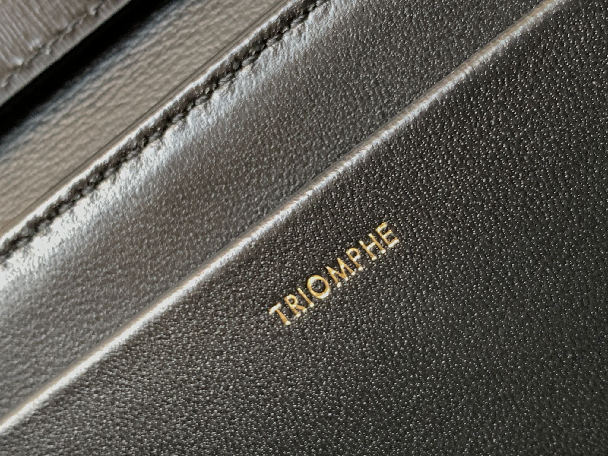 Ce**e trapeze triomphe bag