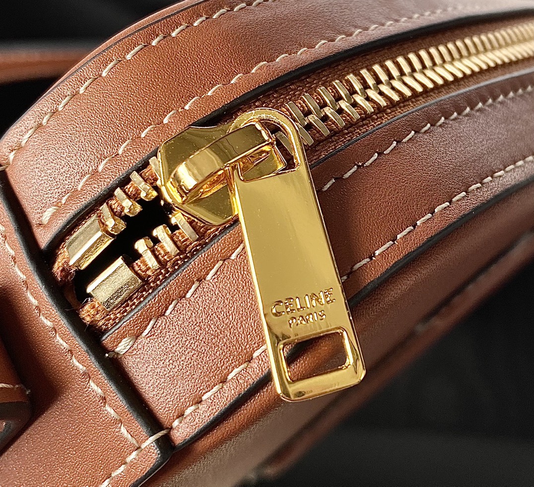 Ce**e camera bag