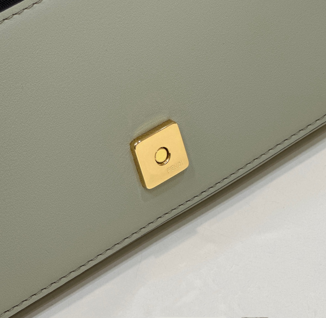 F**di F**digraphy wallet on chain
