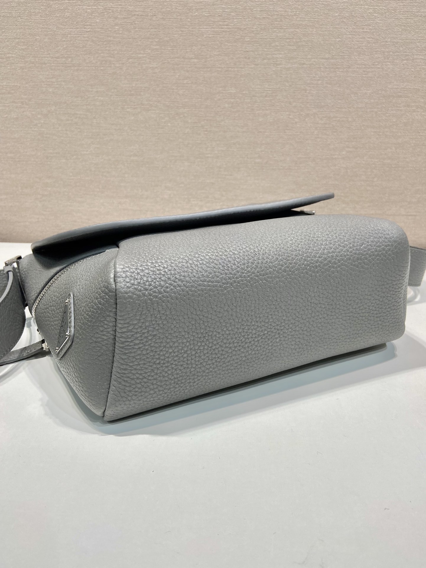 Pra*a leather bag with shoulder strap