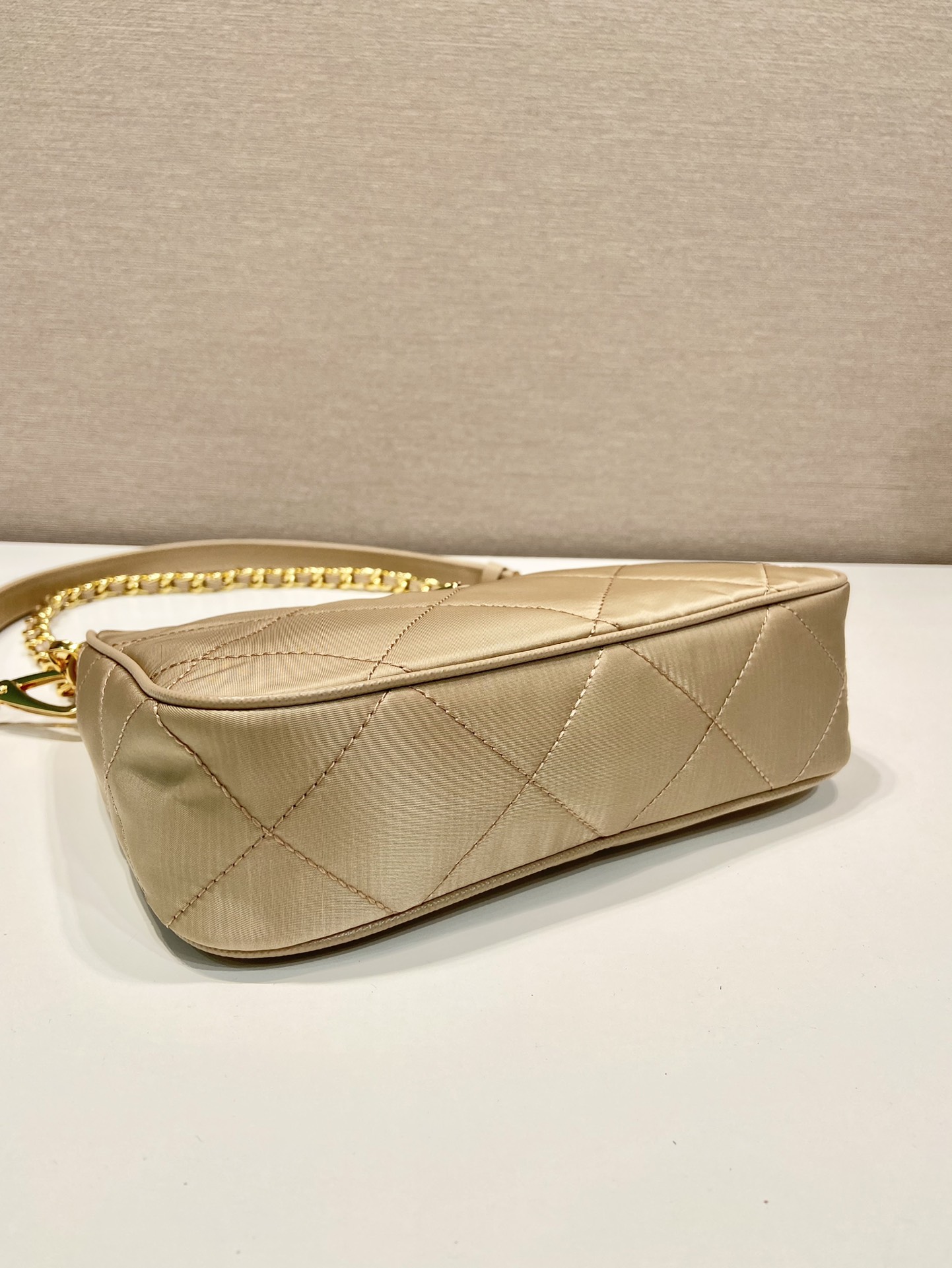 Pra*a re-edition 1995 chaîne re-nylon mini-bag