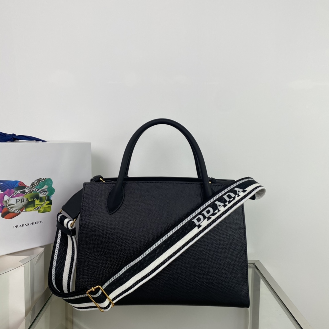 pra*a monoCh*0me medium saffiano bag