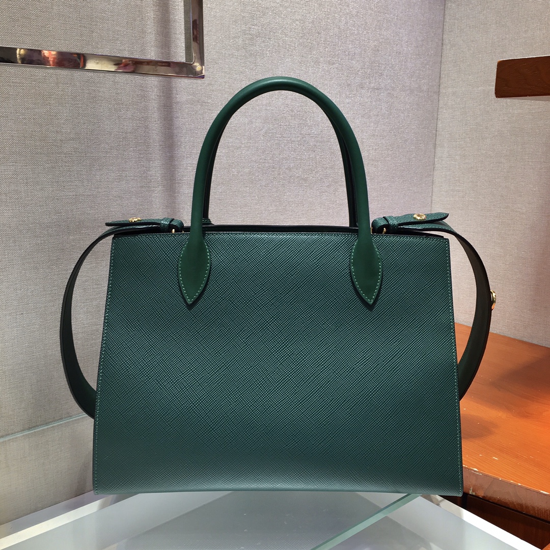 pra*a monoCh*0me medium saffiano bag