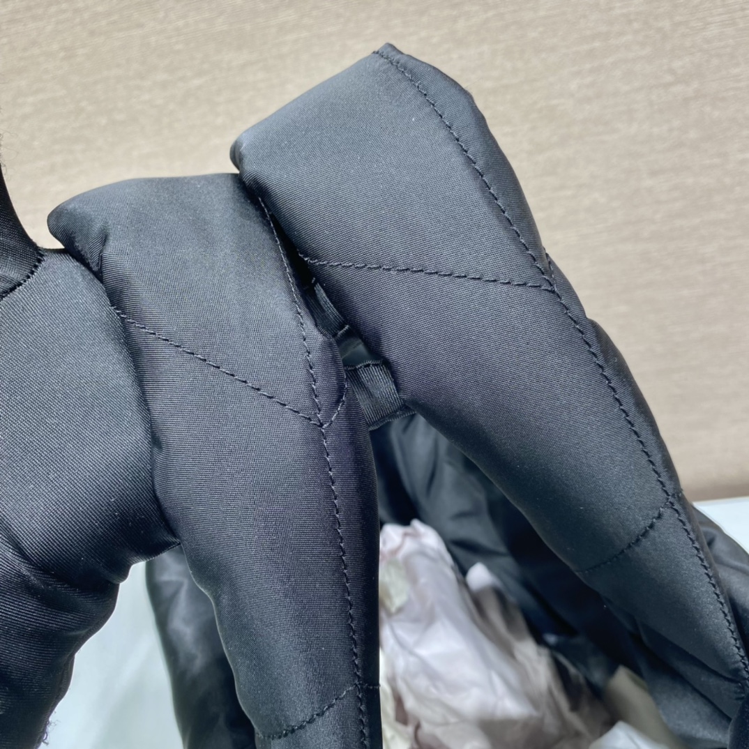 Pra*a black padded nappa tote bag