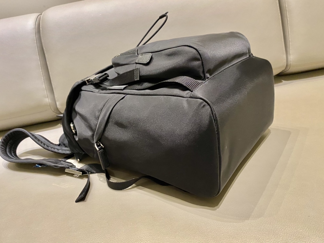 Pra*a backpack