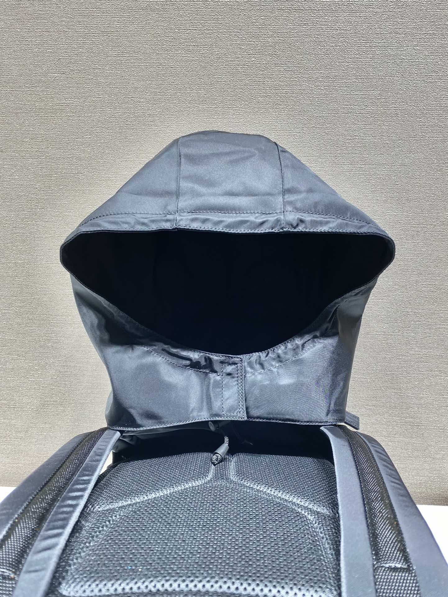 Pra*a backpack