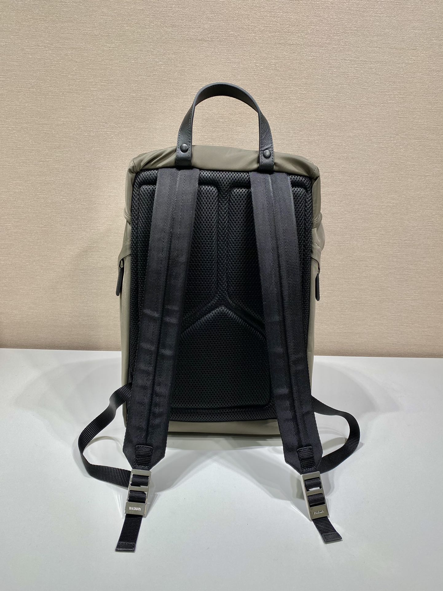 Pra*a backpack
