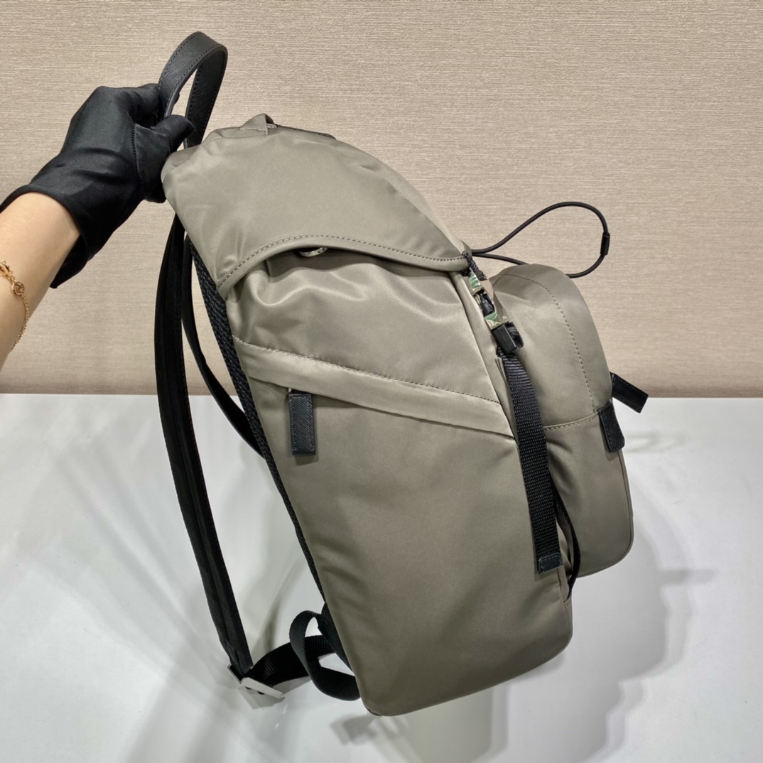 Pra*a backpack
