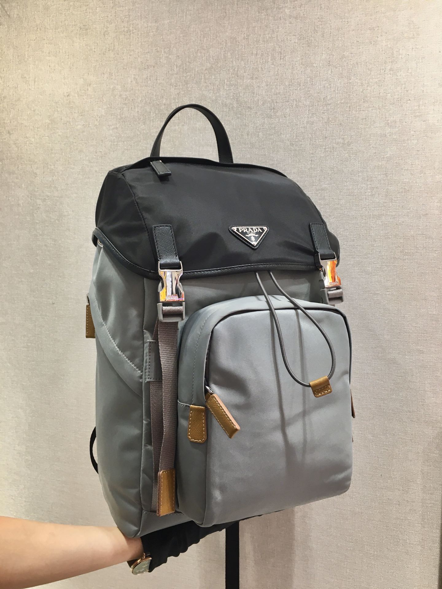 Pra*a backpack