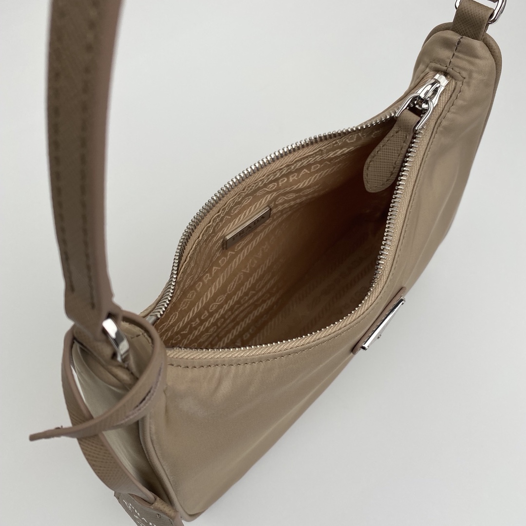 Pra*a re-edition 2005 re-nylon mini bag