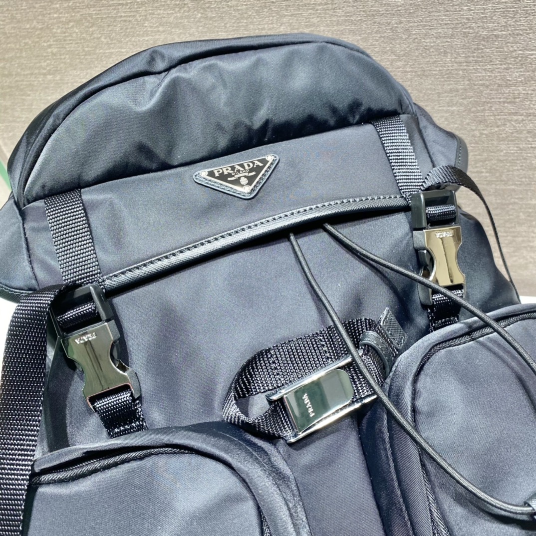 Pra*a backpack