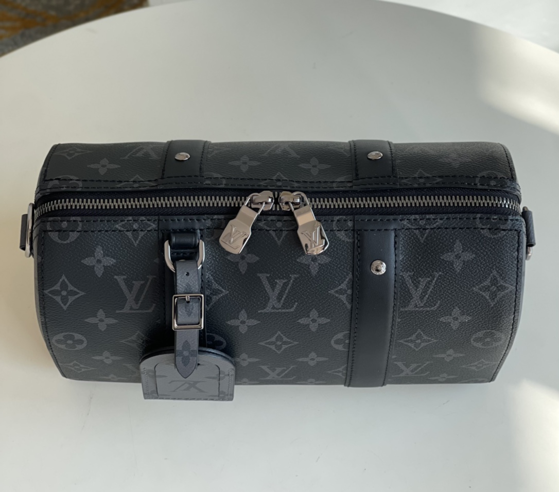 l**is V*t*n city keepall