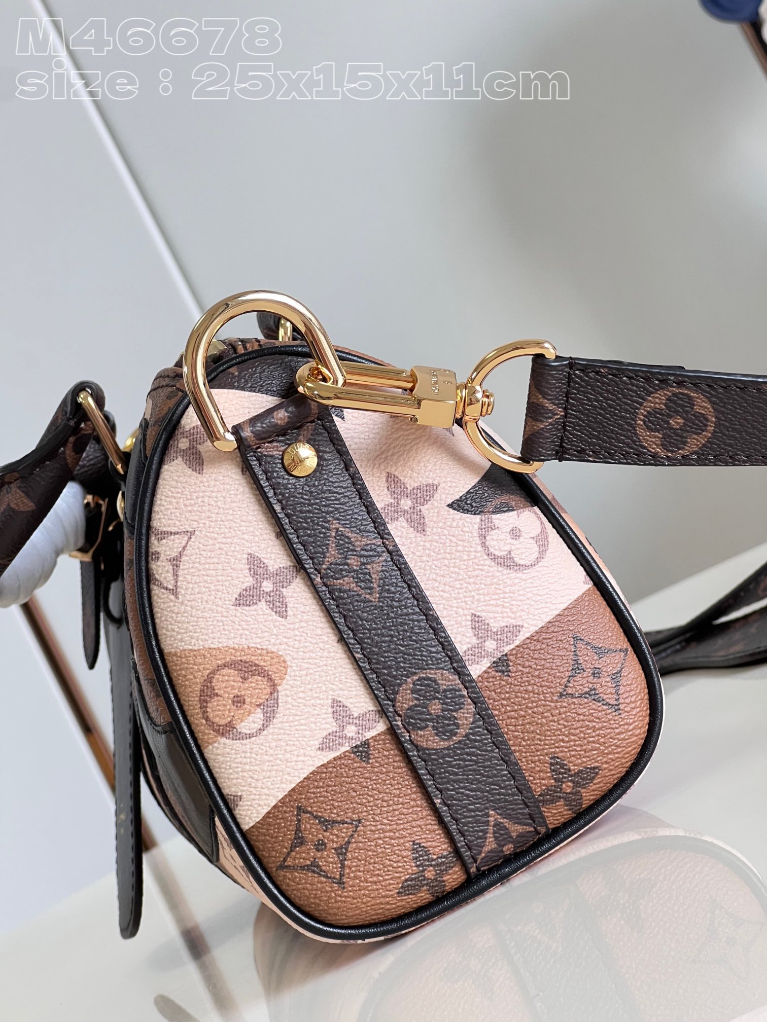 l**is V*t*n keepall bandoulière 25