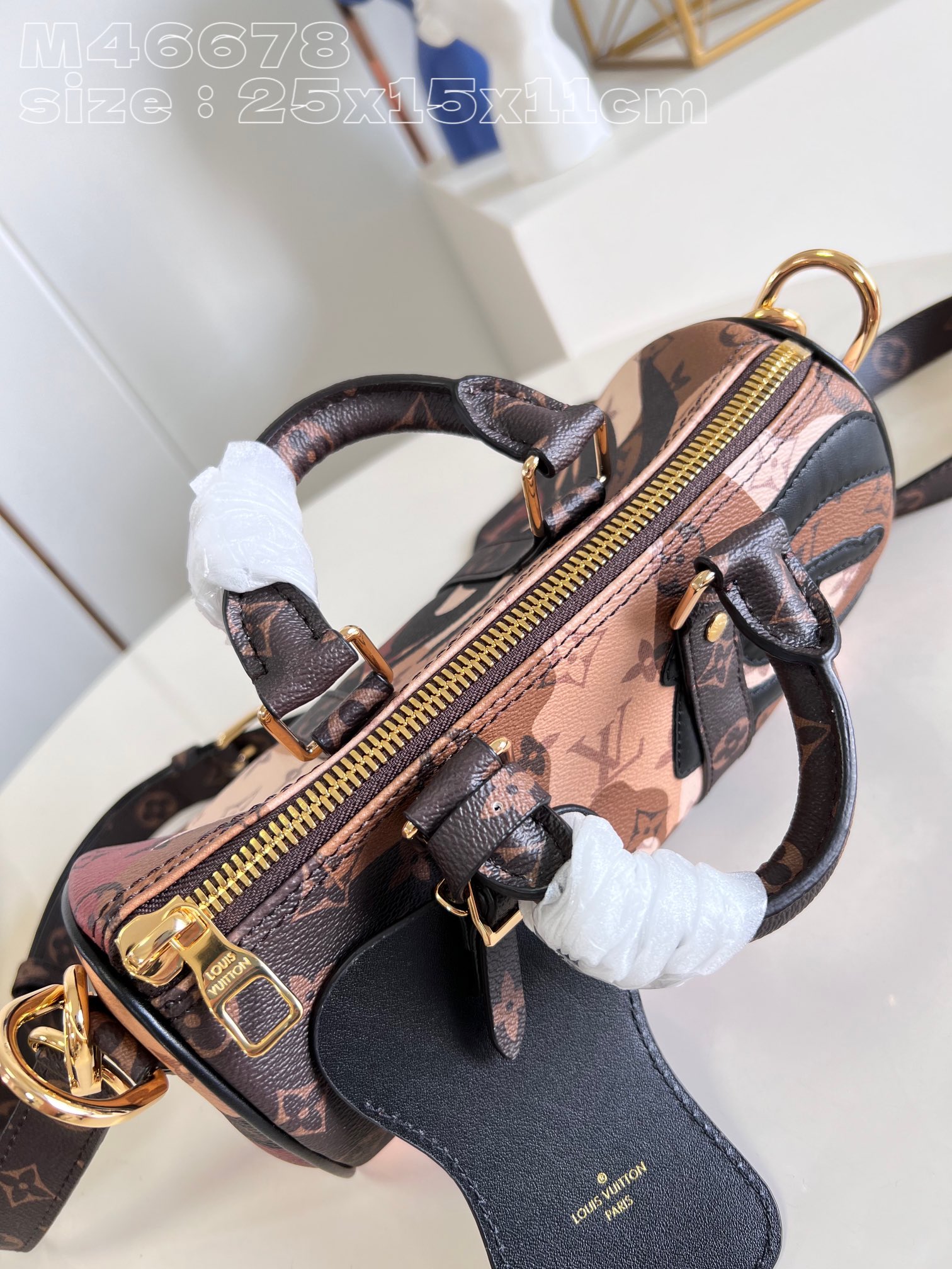 l**is V*t*n keepall bandoulière 25