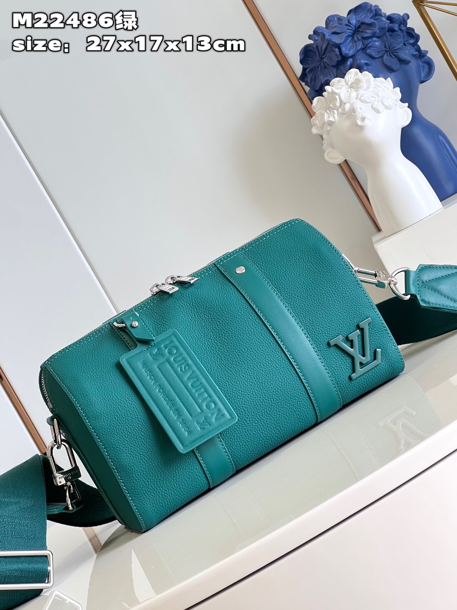 l**is V*t*n city keepall