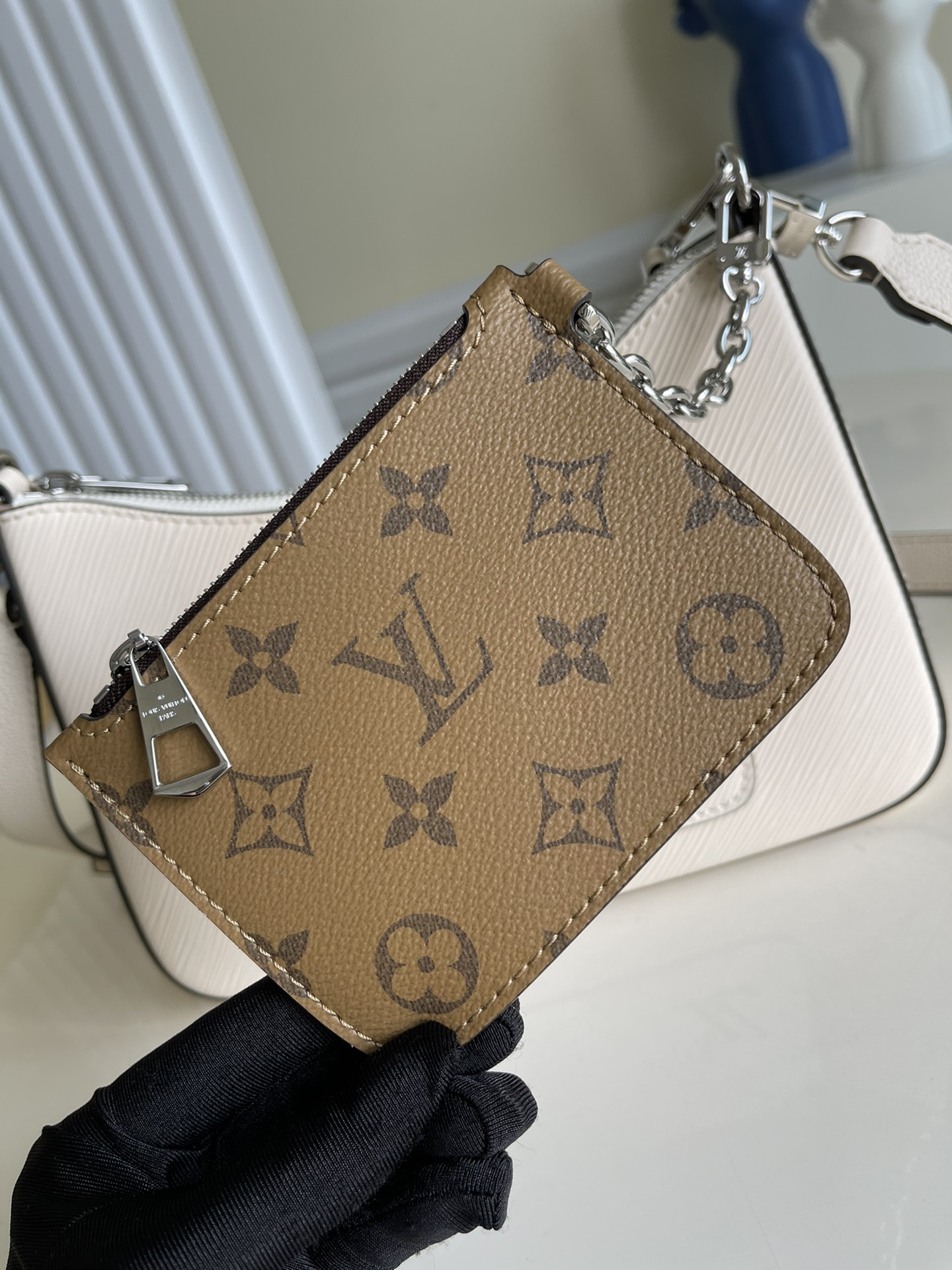 l**is V*t*n marelle handbag