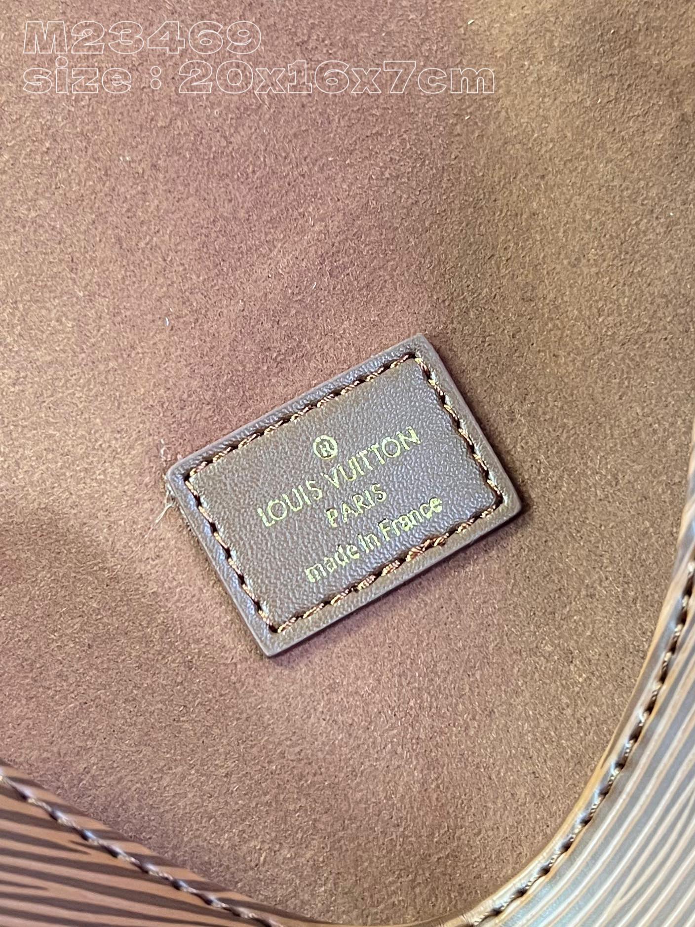 l**is V*t*n saumur bb handbag