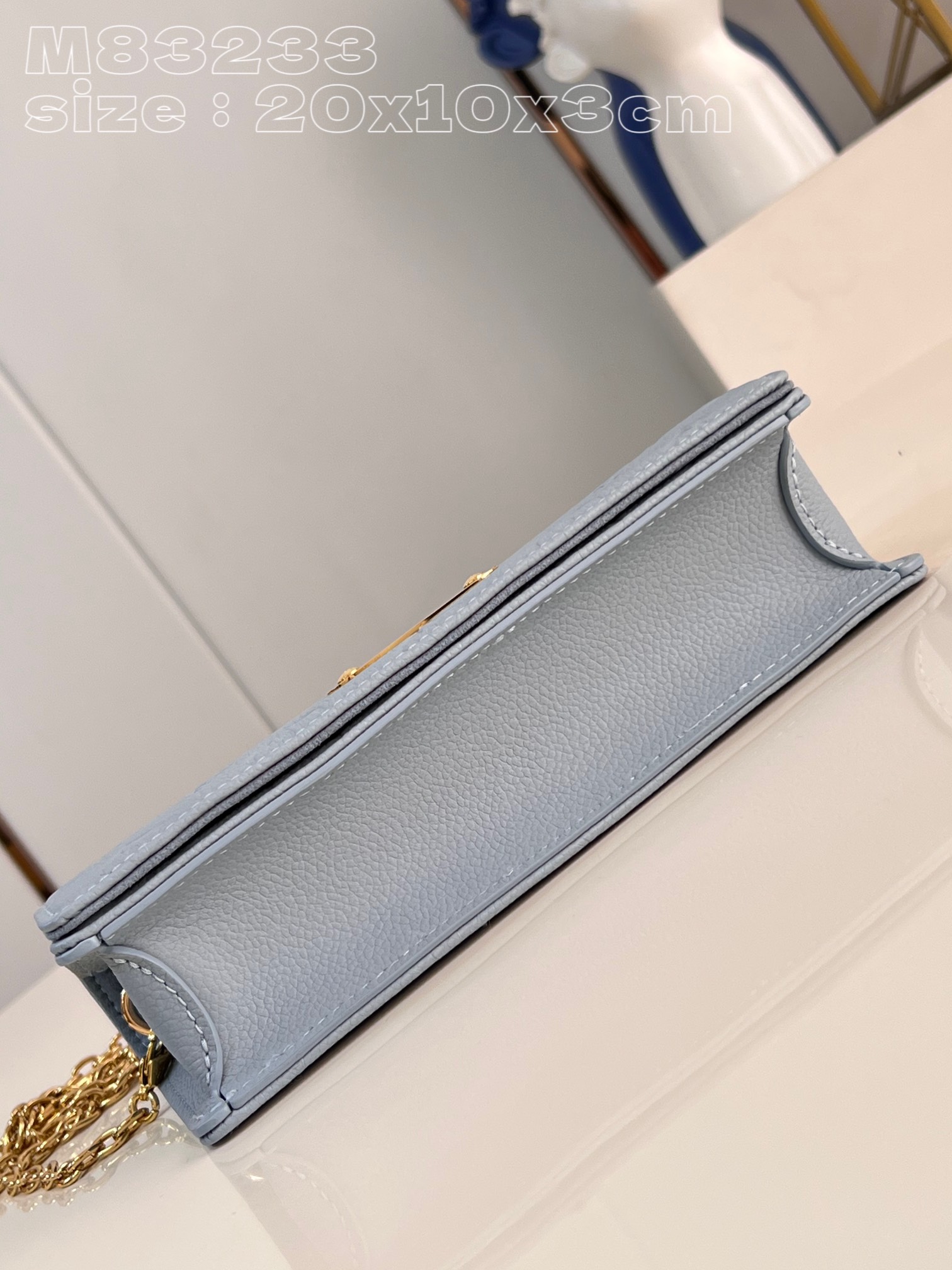 l**is V*t*n wallet on chain lily
