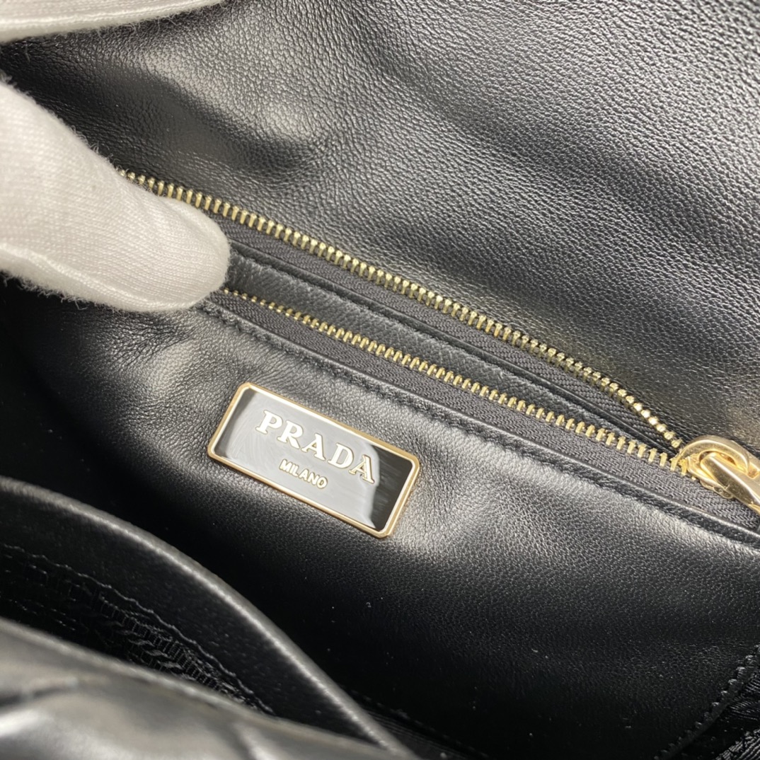 Pra*a system nappa patchwork bag