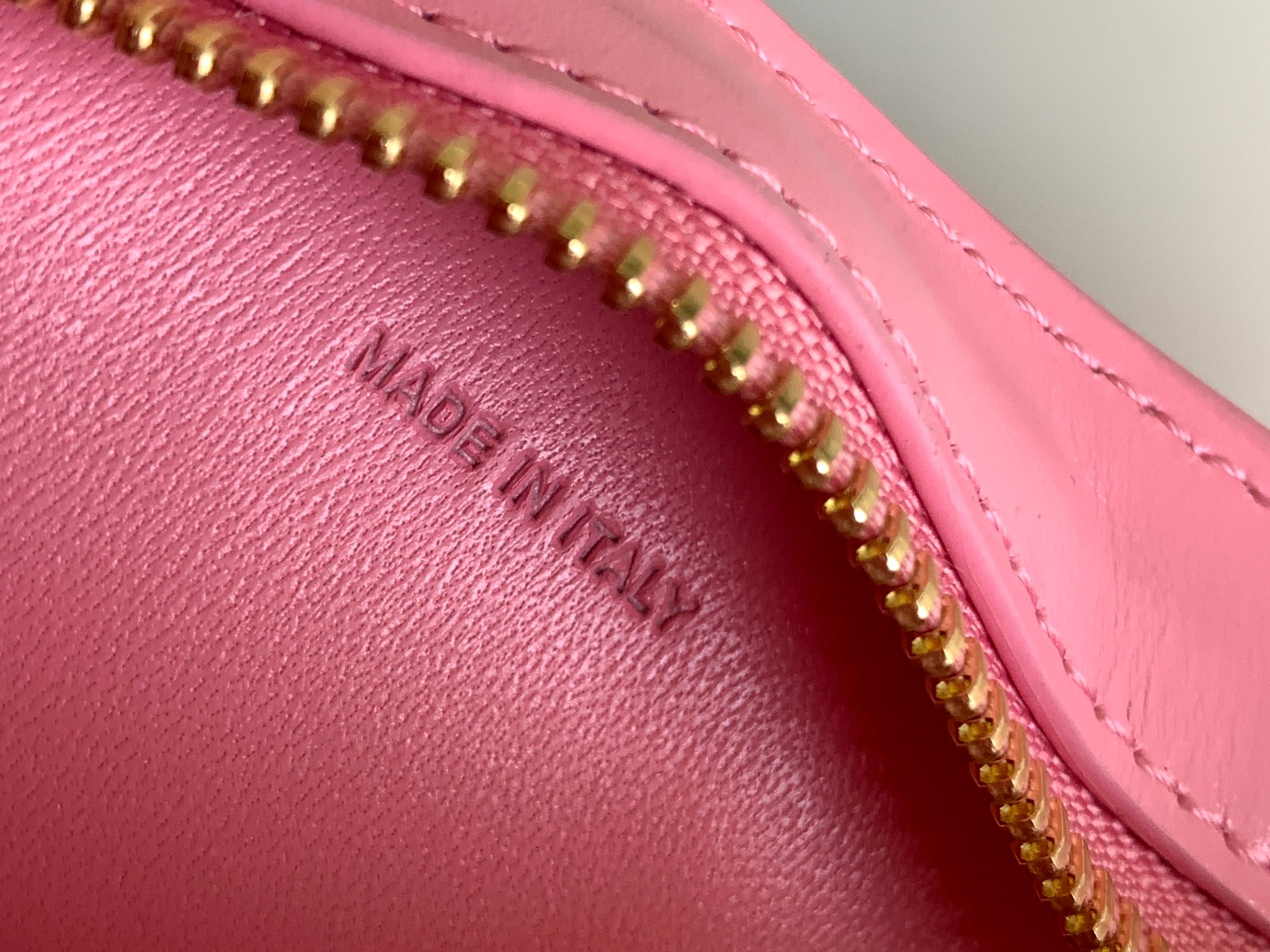Ce**e medium tilly bag in shiny calfskin