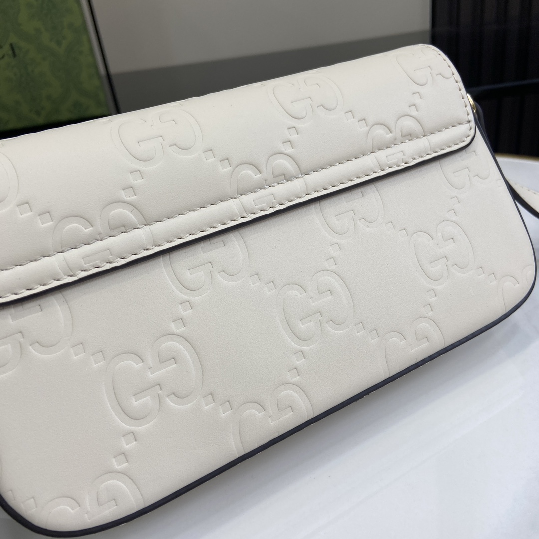 g*u*i gg S*per mini shoulder bag