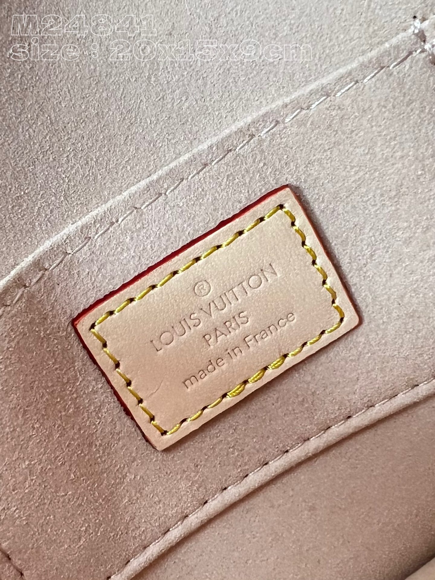 l**is V*t*n mini dauphine